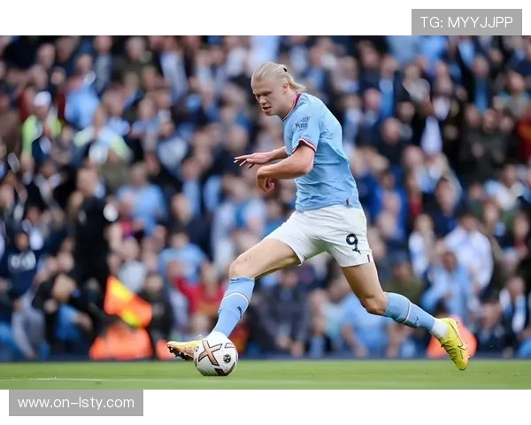 哈兰德女友罕见出镜深情回忆 与球星初次相遇的甜蜜瞬间