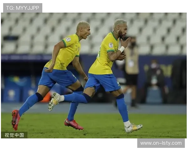 帕奎塔：世界波献给球迷，球队团结是关键